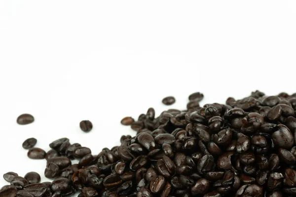 Dark Roasted Arabica Coffee Beans White Background Copy Space — Stock Photo, Image