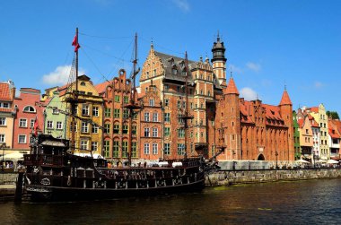 Hansa şehri Gdansk, eski liman.