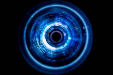 Karanlıktaki ses dalgaları