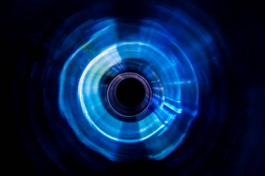 Karanlıktaki ses dalgaları