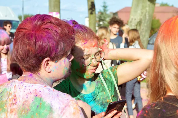Zwolen Masovian Polônia September Happy People Showered Colored Powder Smile — Fotografia de Stock