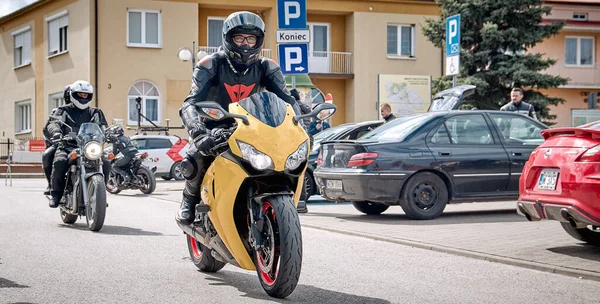 Zwole Mazowieckie Polska Polska 2022 Parken Von Motorrädern Und Autos — Stockfoto