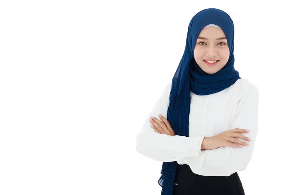 Portrait Beautiful Asian Muslim Woman Modern Personality Looks Cheerful Friendly — Foto Stock