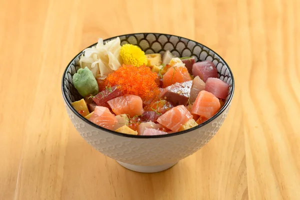 Ιαπωνική Κουζίνα Ultimate Bara Chirashi Ρύζι Και Ψάρια Μπολ Απομονώνονται — Φωτογραφία Αρχείου