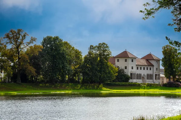 Średniowieczny Woerlitzer Park Jesienią Woerlitz Dessau Niemcy — Zdjęcie stockowe