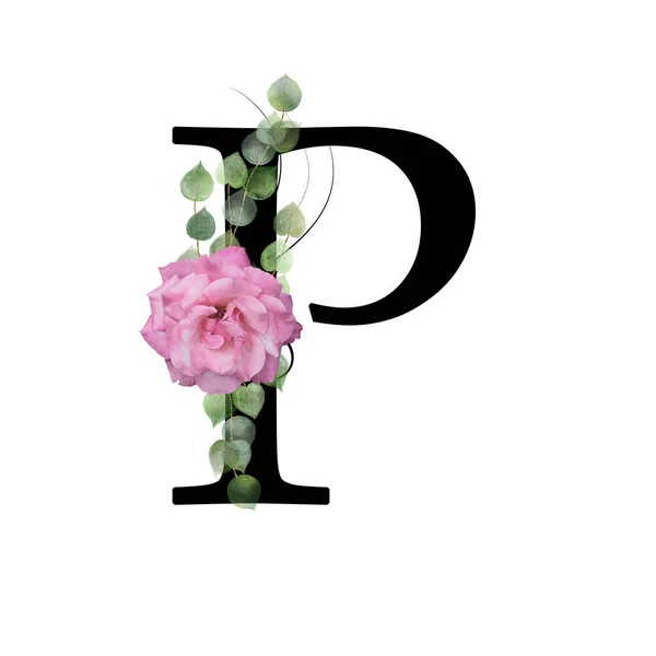 ピンクのバラと葉で飾られた大文字P 花の装飾と英語のアルファベットの手紙 緑の葉 — ストック写真