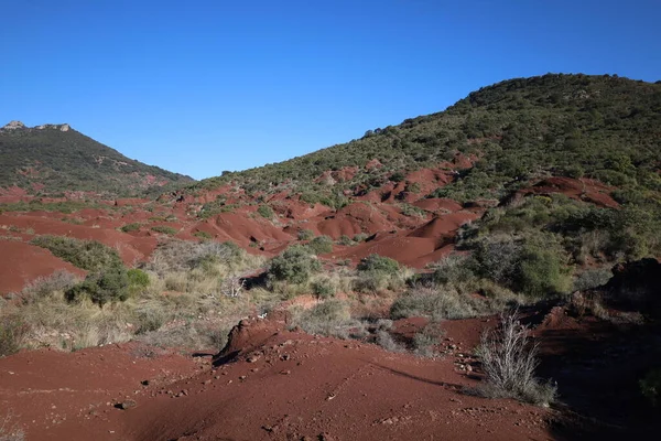 Saint-Guilhem-le-Desert yakınlarındaki Herault Boğazı 'nın kalbindeki Kanyon du Diable' a bakın.