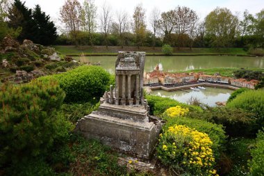Lancourt 'taki minyatür park turistik merkezi olan 