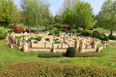 Lancourt 'taki minyatür park turistik merkezi olan 