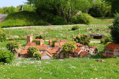 Lancourt 'taki minyatür park turistik merkezi olan 