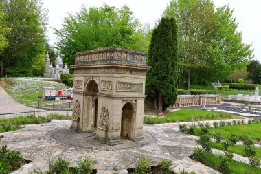 Lancourt 'taki minyatür park turistik merkezi olan 