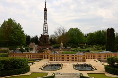 Lancourt 'taki minyatür park turistik merkezi olan 