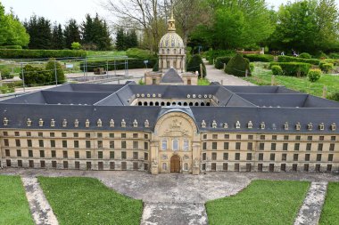 Lancourt 'taki minyatür park turistik merkezi olan 