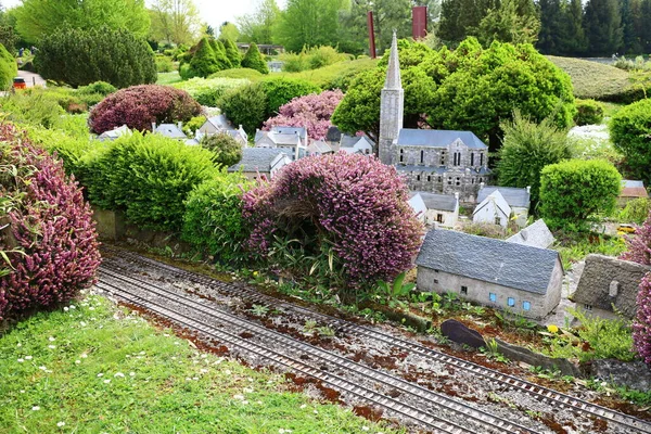 Lancourt 'taki minyatür park turistik merkezi olan 