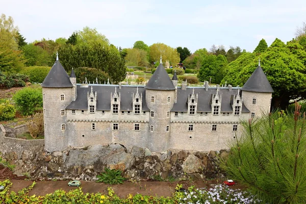 Lancourt 'taki minyatür park turistik merkezi olan 