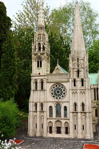 Lancourt 'taki minyatür park turistik merkezi olan 