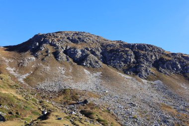 İsviçre 'deki Graubnden kantonunun Engadin bölgesinde bir dağ