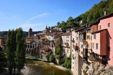 Pont-en-Royans, Fransa 'nın güneydoğusundaki Isere bölgesinde bir komün.