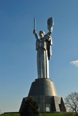 Ukrayna Kiev 'deki Anavatan Anıtı. Anıt, Büyük Vatanseverlik Savaşı kahramanlarına adanmıştır. Kiev. Ukrayna.