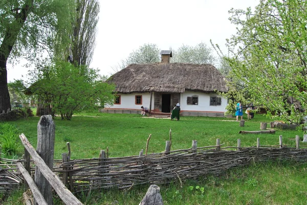 Ukrainskt Hus Ett Byhus Ukraina Hyddan Från Byn Kiev Ukraina — Stockfoto