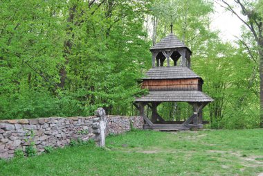 Ukrayna 'nın kırsal arazisi. Ukrayna köyü. Ukrayna 'nın halk mimarisi. Köy. Ukrayna. Kiev.