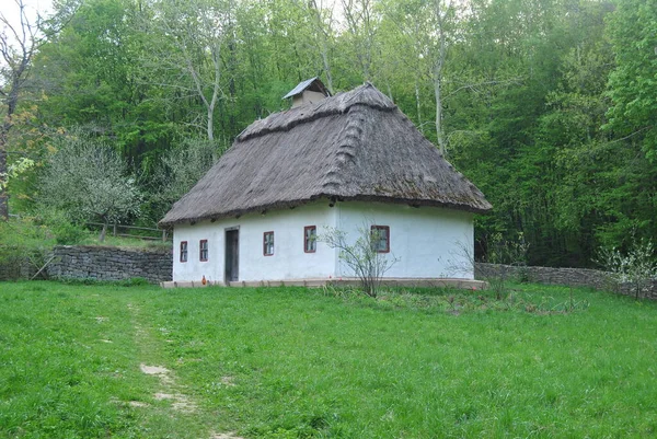 Casa Ucraniana Una Casa Pueblo Ucrania Choza Pueblo Kiev Ucrania —  Fotos de Stock