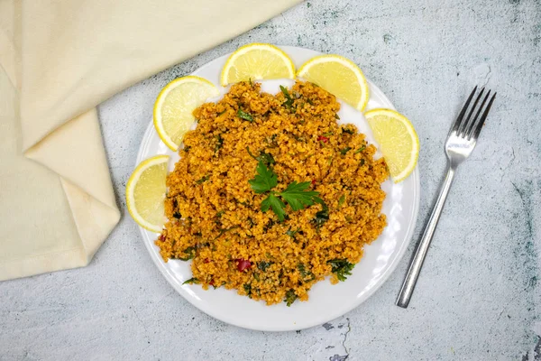 Salată Bulgur Kisir Fundal Piatră Mâncare Tradițională Delicioasă Aperitive Din — Fotografie, imagine de stoc