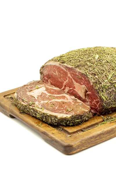 Raw Ribeye Isolato Uno Sfondo Bianco Carne Vitello Primo Piano — Foto Stock