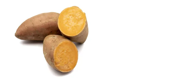 Batatas Doces Fundo Branco Cortar Batatas Doces Espaço Vazio Para — Fotografia de Stock