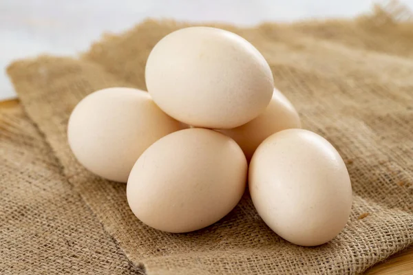 Kippenei Biologische Eieren Jute Weefsel — Stockfoto