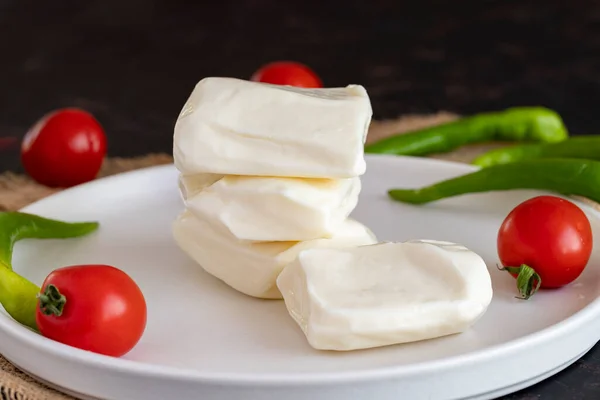 Fet Fetaost Mörk Bakgrund Lokalt Namn Lavas Peyniri — Stockfoto