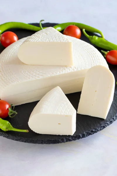 Formaggio Cesto Formaggio Feta Morbido Snack Tradizionali Turchia Formaggio Gourmet — Foto Stock