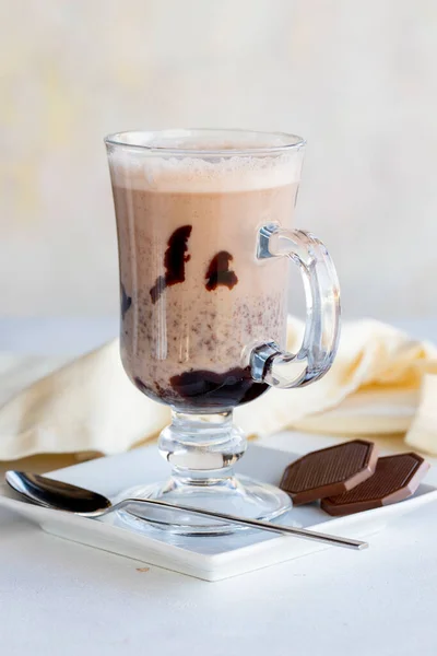 Домашний Горячий Шоколадный Напиток Белом Фоне Close — стоковое фото