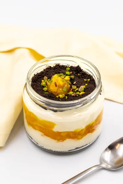 Oranje Magnolia Dessert Een Witte Achtergrond Wereldkeuken Desserts Close — Stockfoto