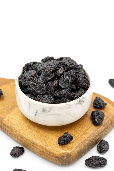 Black Dried Raisins White Background Healthy Fres — Photo