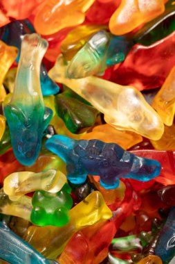 Renkli jelibonlar. Tatlı atıştırmalık Kapat.