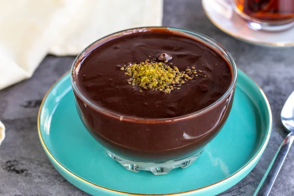 Chocolate Cream Pudding Supangle Pastry Product Pudding Dark Background Close — Stock Photo, Image