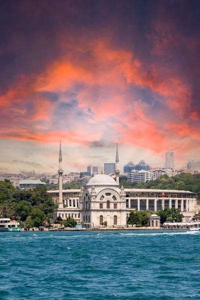 Dolmabahe Mosque Beikta Football Team Stadium Istanbul Cityscape Landmarks — Stock Fotó