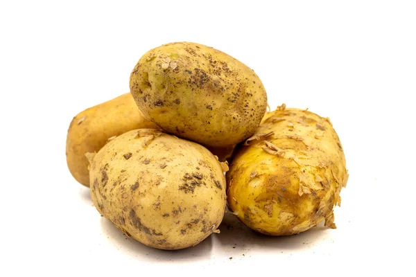 Зрізати Картоплю Свіжа Сира Картопля Ізольовані Білому Тлі Органічна Їжа — стокове фото