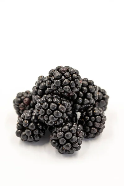 Black Mulberry Isolated White Background Fresh Juicy Black Mulberry Organic — Fotografia de Stock