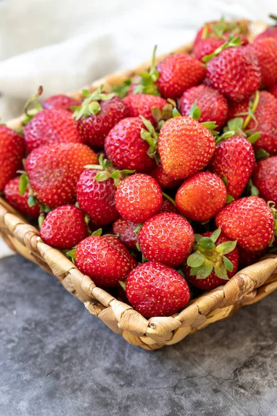 Ripe Strawberries Dark Background Fresh Strawberries Basket Organic Food Close — Stockfoto