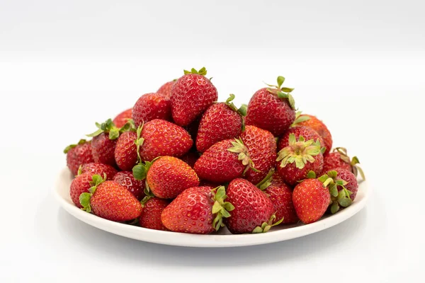 Ripe Strawberry Isolated White Background Fresh Strawberries Plate Organic Food — Stok fotoğraf