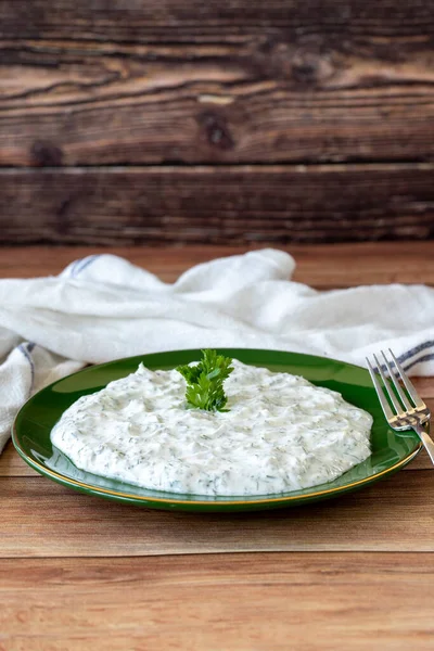 Dry Tzatziki Wood Floor Snack Prepared Yogurt Mint Traditional Mediterranean — Stock Fotó