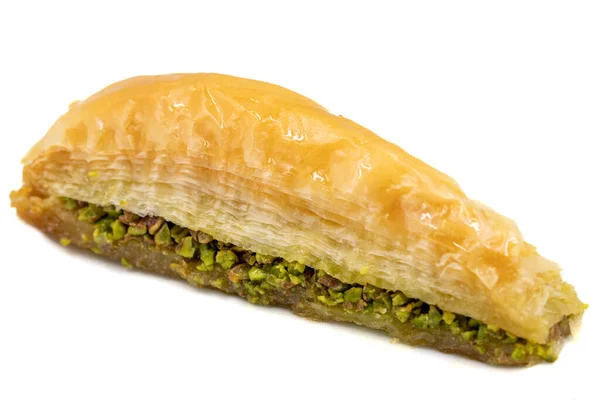 Pistacchio Baklava Baklava Fetta Carota Isolato Sfondo Bianco Cucina Tradizionale — Foto Stock