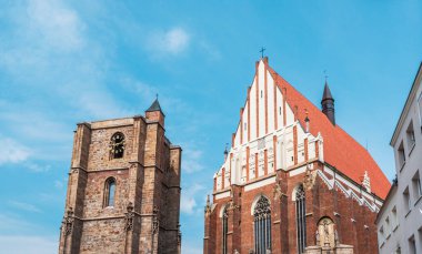 Aziz Havari James Bazilikası ve Nysa 'daki Aziz Agnieszka..