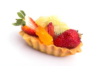 Beyaz arkaplanda tatlı kanatlar