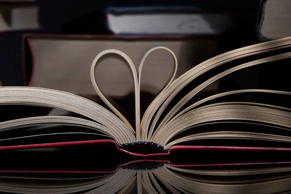 Open Book Heart Black White Wooden Background Love Reading Pages — Foto de Stock