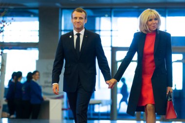  Emmanuel Macron ve eşi Erivan, Ermenistan 'da Fransızca konuşan ülkelerin zirvesinde. 11 Ekim 2018: