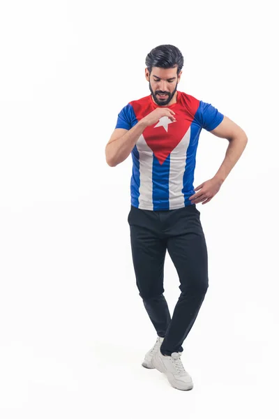 Apasionado atractivo latino americano hombre bailando entusiastamente tiro completo estudio tiro aislado danza concepto —  Fotos de Stock