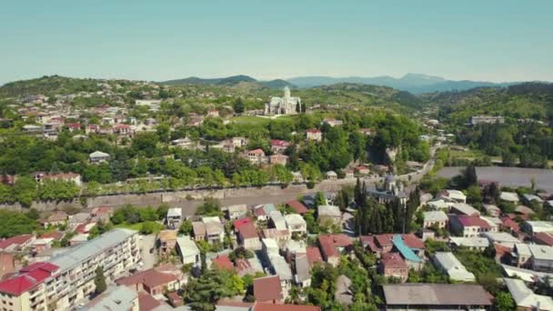 Luftaufnahme Der Stadt Kutaisi Des Flusses Rioni Und Der Kathedrale — Stockvideo
